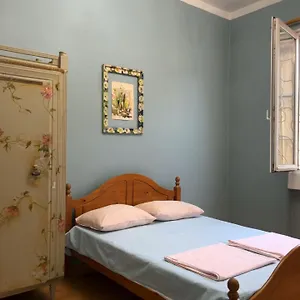 Гостевой дом One Two Three, Тбилиси